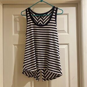 Women’s Sleeveless Top